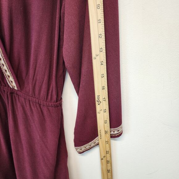 Forever 21 Romper Size M Burgundy Lace Trim V-neck Long Sleeve Crepe Rayon Y2K - Picture 8 of 12